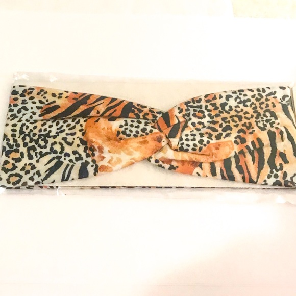 SOLD OUT🔥HOT🔥🆕 LEOPARD HEADBANDS - Picture 6 of 8